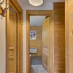 Cry, Alpes Agency, Chamonix, Sleeps 2-4 * Chamonix