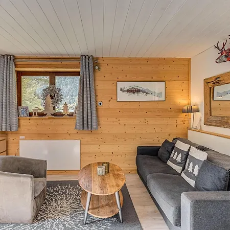 Cry, Alpes Agency, Chamonix, Sleeps 2-4 * Chamonix