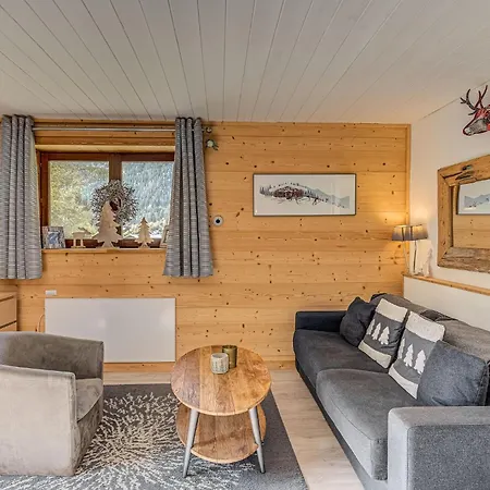 Cry, Alpes Agency, Chamonix, Sleeps 2-4 *